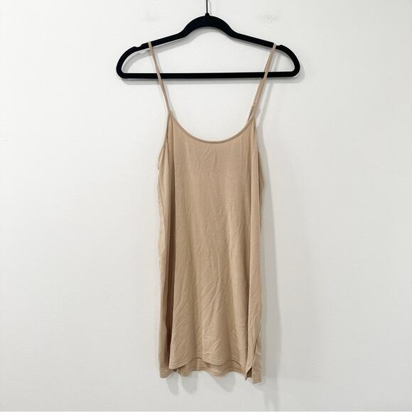 E - Picture 11 of 12